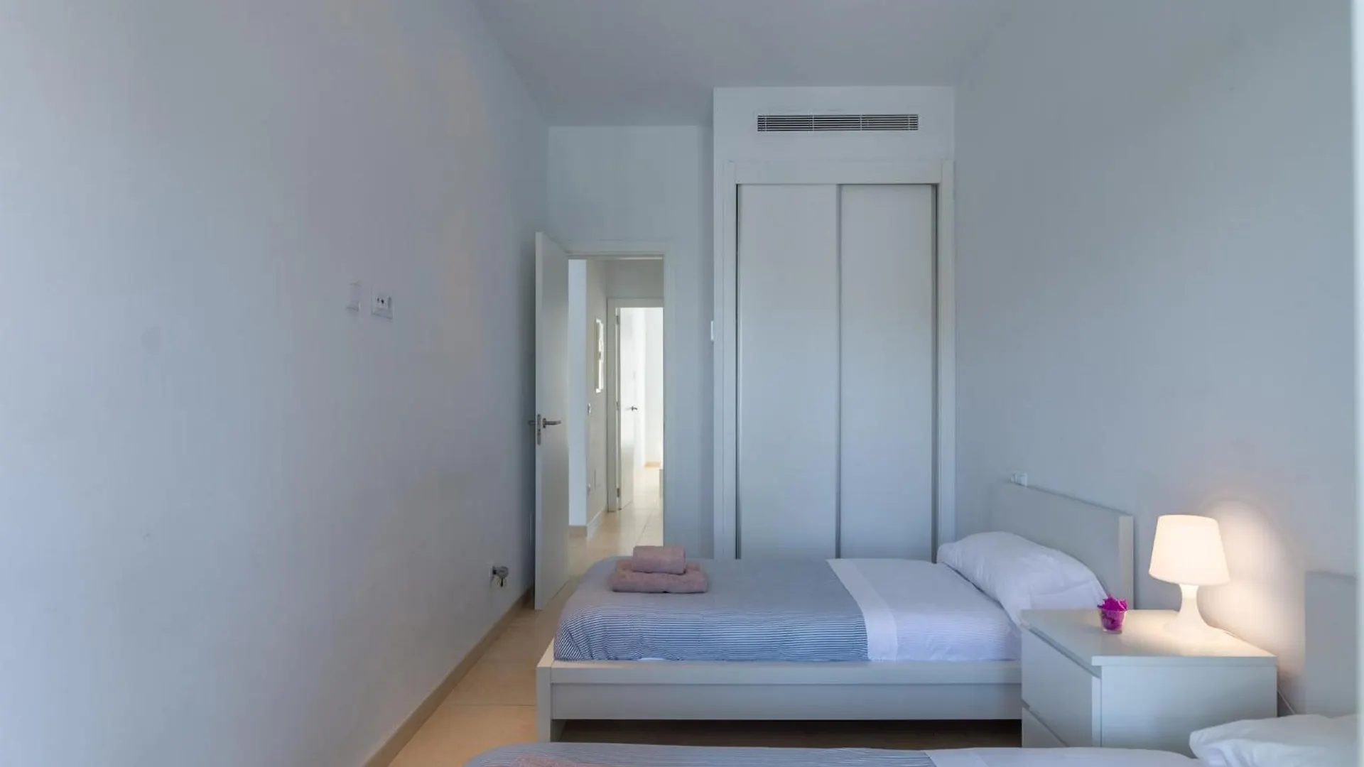 Modern Villa With Pool In Alcudia 0*, אלקודיה